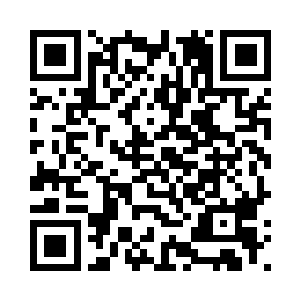 蛋圆圆朝在舱门处站成一列的管家二维码生成