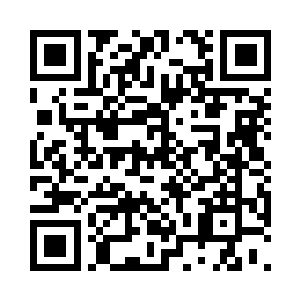 血魔神皇喷出一口精血入手中的不朽魔剑二维码生成