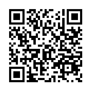 街道上的集市整个好像被人刚砸过一样二维码生成