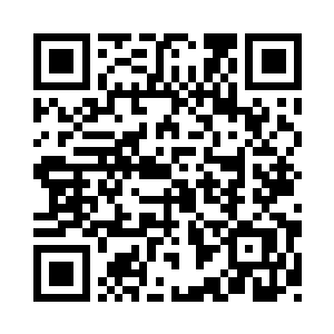 表情也很僵硬……来来来……自然一点二维码生成