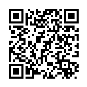 被不断朝着黑衣男的左眼中吸扯过去二维码生成