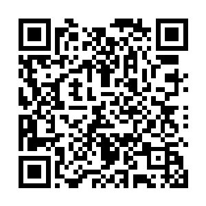 被他紧抱着的时候就像是一艘小船停靠进一个港湾一样二维码生成