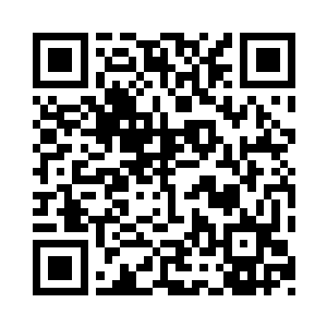 被他首先开枪击中的人几乎就在一米开外二维码生成
