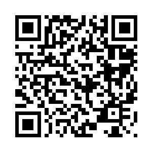 被室友搀扶着的徐尚秀没注意到她二维码生成