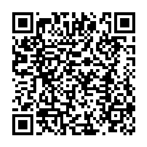 被干晕了…可是她晕了一点也没影响趴在她身上奋战的雄性动物们二维码生成