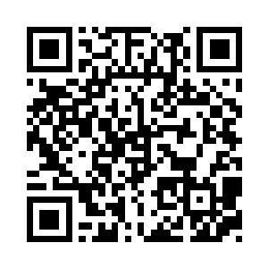 被衣服遮住的肚子一下就变得明显起来二维码生成