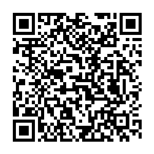 装作舒活筋骨加试用长绳模样在奶奶看不到角度悄然拭去眼角泪水二维码生成