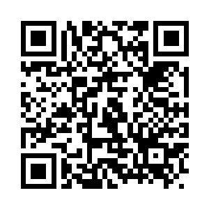 裴心跟着洛天祈在大商场里也锻炼过很多次了二维码生成