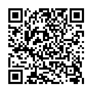 西北面的暗影中忽然冒出一管熟悉的声音来――二维码生成