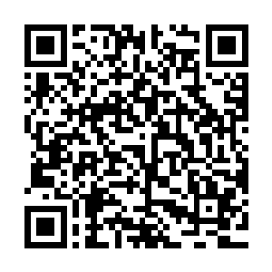 要去开房吗……她的脑子里立刻浮现了那些龌龊肮脏的画面……二维码生成