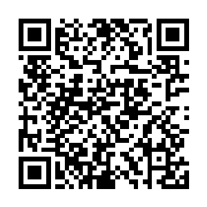 要命的是小胖到现在为止还没有找到帮欢喜哥脱困的办法二维码生成