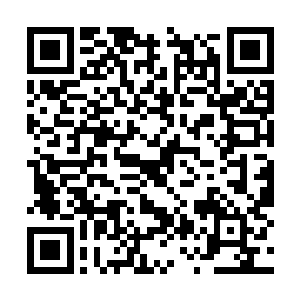 要是被他们看到我们幽会的样子明天就要上头条了二维码生成