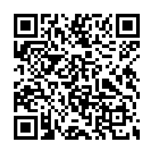 见到手中安然无恙的飞剑还有许德拉的表情之后二维码生成