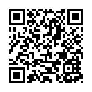 见苏芷妍回到酒店就独自一人在房间里发呆二维码生成