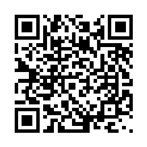 见证了家里的小家伙从只能躺着到能爬着二维码生成
