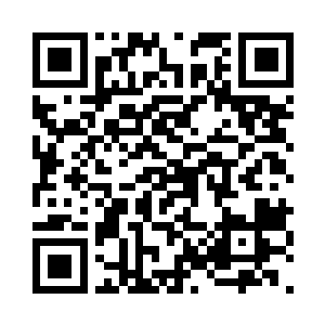 见谢芳华纤细的身子躺在厚厚软软的被褥上二维码生成