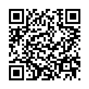 见陈景皓将一张冥币递到了我的面前二维码生成
