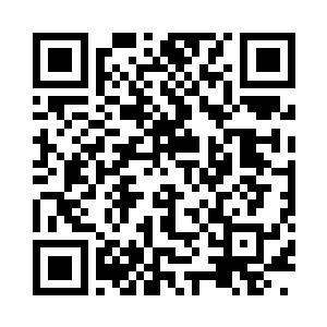 观战的学生眼中竟然出现了一道道浮光掠影二维码生成