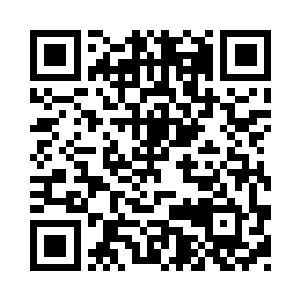 视线最后还是落到了大屏幕的字幕上二维码生成