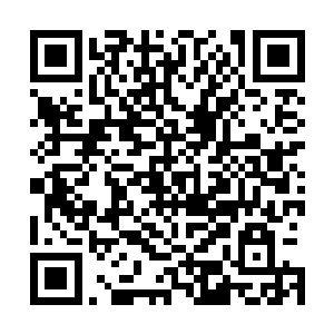 觉哥踢出的螺旋斩击尽数击在了印楼兰周身的那道强光柱上二维码生成
