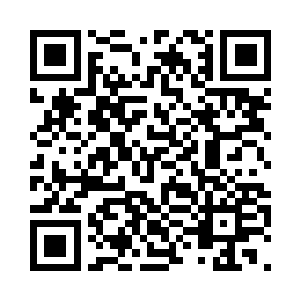 觉得面前的这个男人实在太有意思了二维码生成