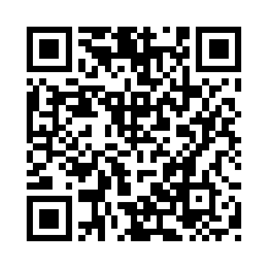 解红尘的嘴角浮现出一抹冷漠的笑容二维码生成