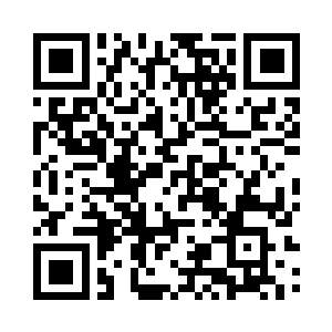 警局同僚们得知米尔斯负责这起案件二维码生成