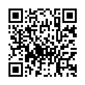 警惕地注视着站立不动的机械泰坦二维码生成