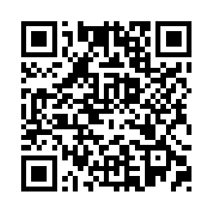 让众人愈发确定那紫色光点是无害的二维码生成