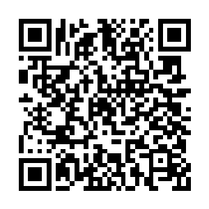 让所有看着他的人都觉得自己的睫毛仿佛要断落二维码生成
