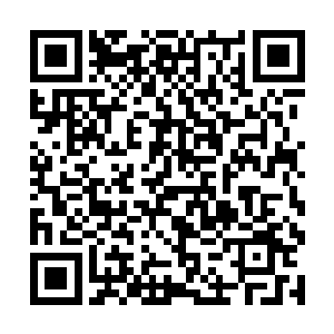 让走在最后面的三个人马上将手中的火把交给其他人二维码生成