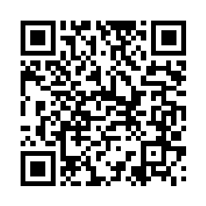 让身边的朱妈妈去将晏锦请来荣禧院二维码生成