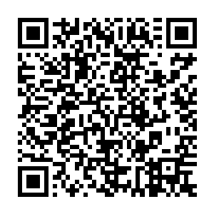 记者们立刻知道那个戴着墨镜跟沈馥拥抱的男人是谁了――边学道二维码生成