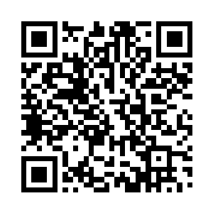 记者们第一时间就采访了荣耀至死的队员们二维码生成