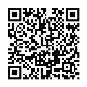 许博年整个人都深陷在悔不当初的忧伤和自责里二维码生成