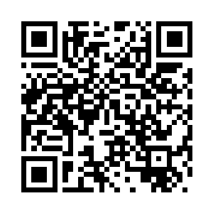 许清馨安静的坐在副驾驶的位置上二维码生成