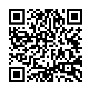 许紫烟坐在柔软的羽毛中向着四周打量着二维码生成