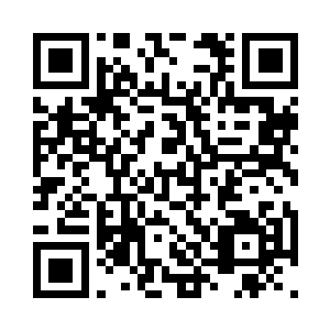 许紫烟坐在椅子上只是看着那些修士微笑二维码生成