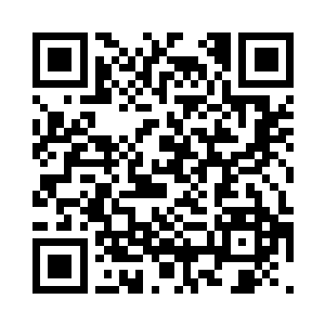 许紫烟等人将三条船合成一个三角形二维码生成