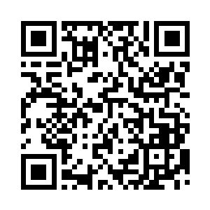 诡异的是在他身后远远的跟着熊铃铃二维码生成