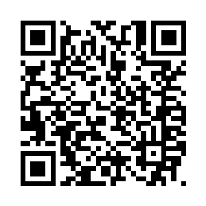 说到为什么他的冒险团里大多是女性二维码生成