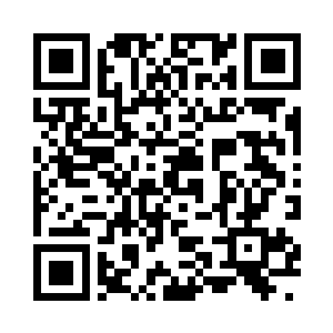 说完后更是转眸阴沉的看了一样众人二维码生成