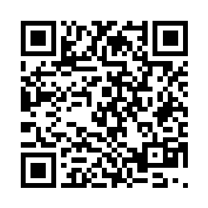 说着顺势把眼泪蹭在周怀轩的衣襟上二维码生成