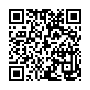 谁都不认识的杨锐默默的打量着周围环境二维码生成