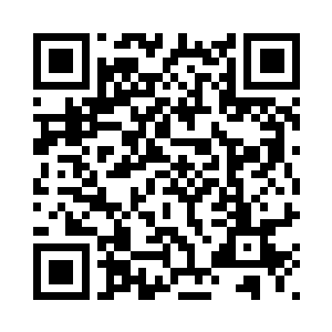 谈薇拿手背拢了拢耳边微湿的发缕二维码生成