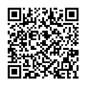 谢云澜的确是触动了他心底的那根叫做紧绷的弦二维码生成