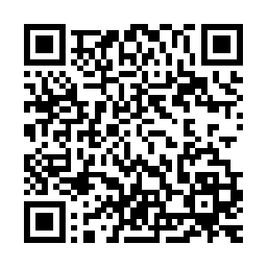 谨慎起见招呼让女人们少与吴小雅接触面的泄露出一些重大秘密二维码生成