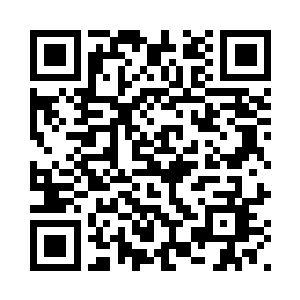 谭东东竟然缓缓走到了张智这一桌二维码生成