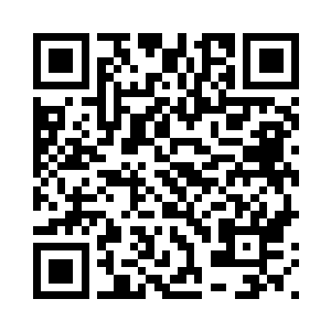 豆大的汗滴如雨般从身上滚落而下二维码生成