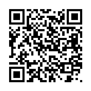 豆大的汗珠从高大的秦逆流脸上滴下二维码生成